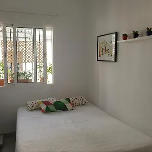  Apartamento Apto. Planta Baja Y Cochera Barrio San Basilio